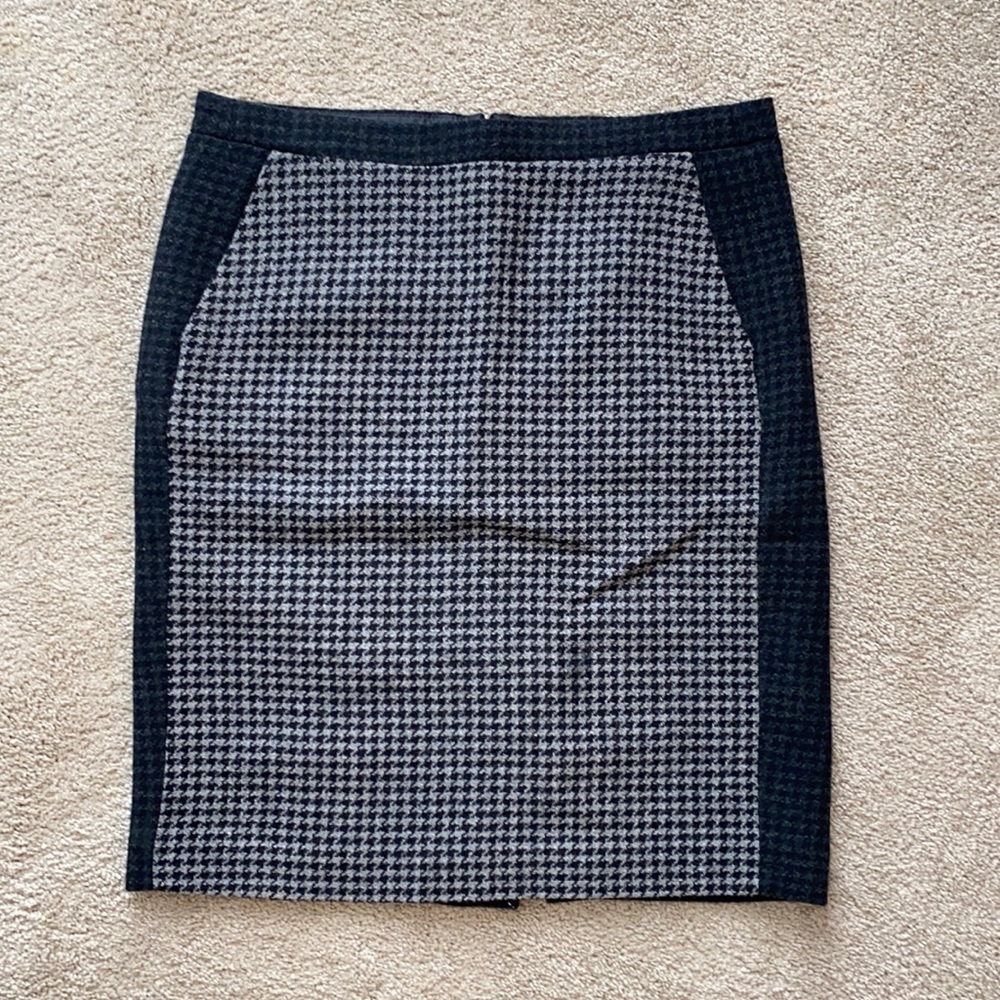 J Crew Houndstooth Pencil Skirt